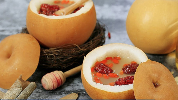 cách chưng yến với lê