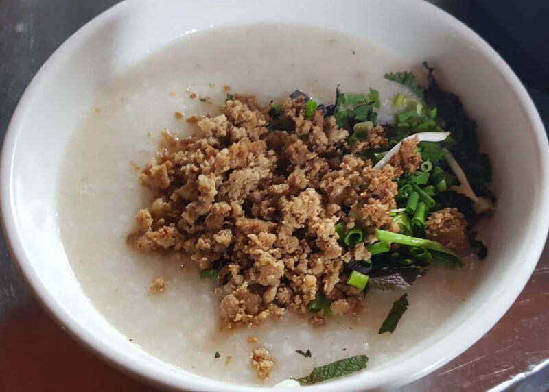 Cháo thịt bằm rong biển