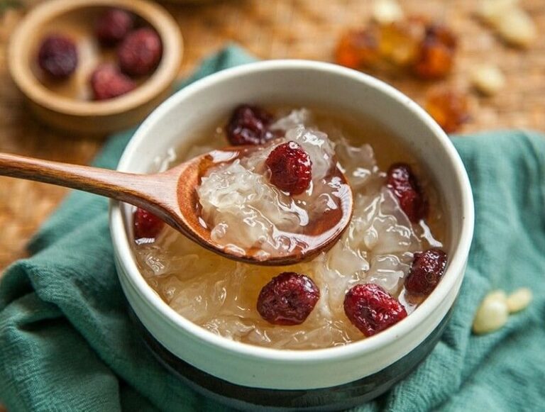 uống nước yến vào thời điểm nào